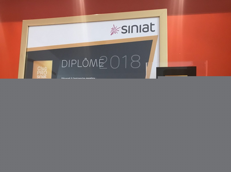 Partenaire du club pro SINIAT Partenaire du club pro SINIAT
